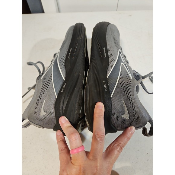 Brooks Glycerin 22 Sneakers Mens Size 12 Gray/white Shoes Black Soles (S219 main image 4
